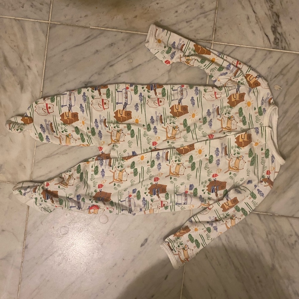 Bear-B-Cue Magnetic Me Modal Onesie
